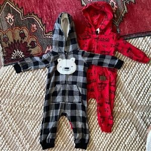Lot of 2 Carter’s zip up fleece onesies. 12m